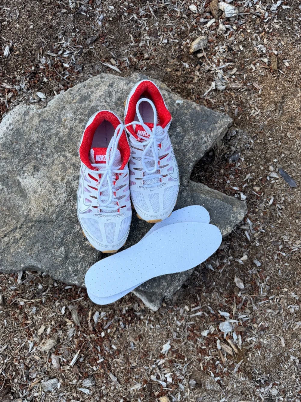 Nike Reax 8 TR Training Sneakers Men's 7.5 White Red 621716-103